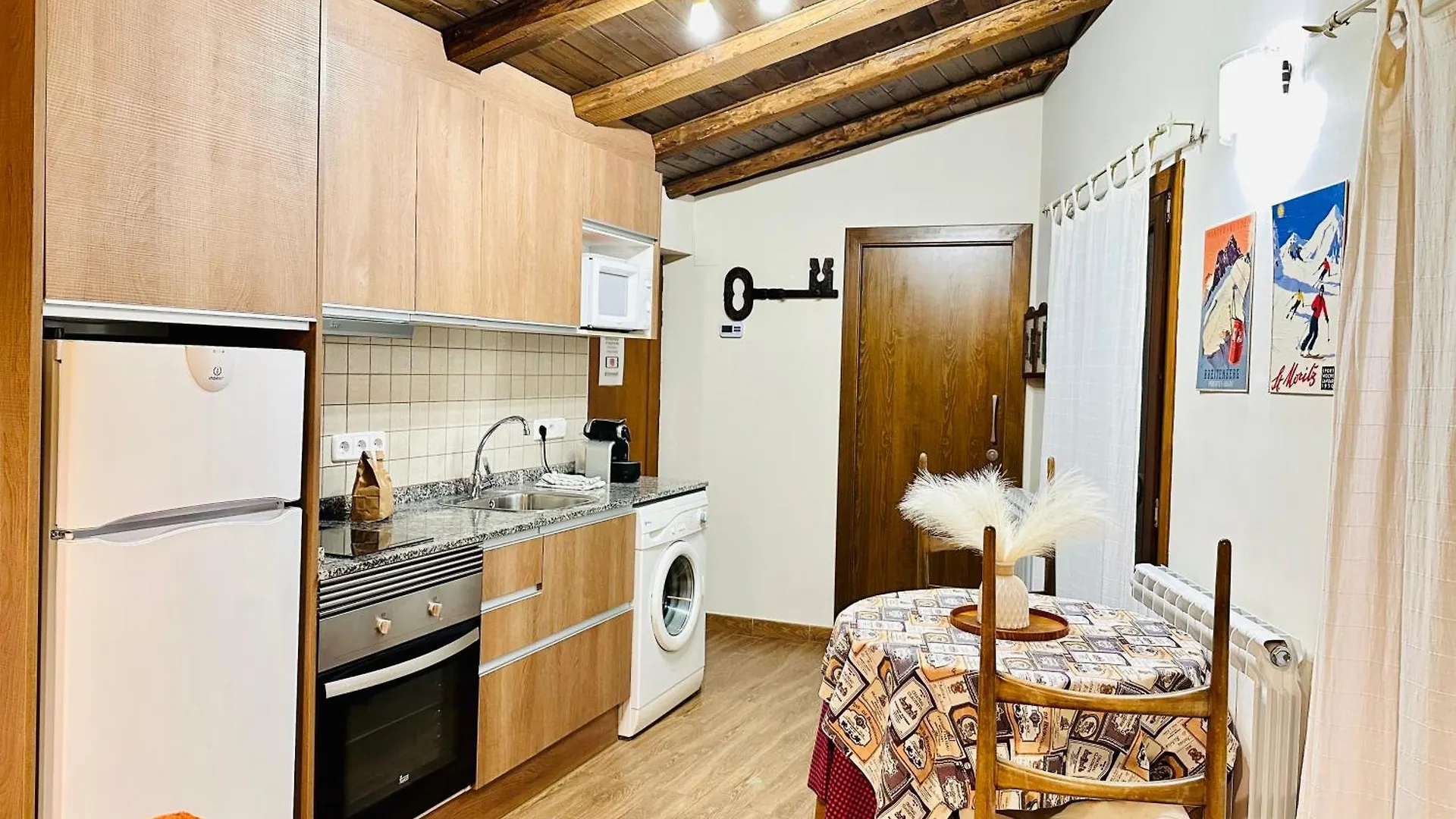 Apartamento Apartament Immovall Durro 0*,  España